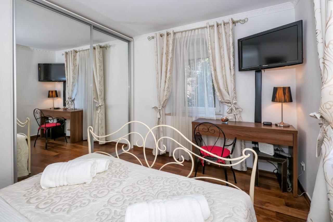 Central Luxury Apartment Xenia Сплит Экстерьер фото